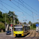 3043/3044 der SSB als U2 Botnang Kurs: 02-04 am 15.09.2011 bei Ausfahrt nach Halt Stuttgart - Obere Ziegelei.