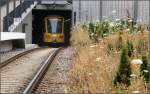 Stadler Tango in Stuttgart - 

Nach der Haltestelle Salzwiesenstraße in Zuffenhausen verschwindet die neue Stadtbahbn in einem der zahlreichen Tunnels dieses Systems.  

25.07.2013 (M)