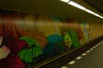 Farbenfrohe Wandmalereien sind im U-Bahnhof Bismarckstrae auch zu finden.