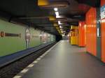 U-Bahnhof Siemensdamm: Dieser Bahnhof wurde wieder von Rmmler gestaltet und nimmt in seiner Gestaltung bezug auf den Namen.