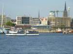 Am 29.08.2014 konnte ich eine U-Bahn am Hamburger Hafen fotografieren.