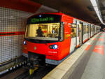 U-Bahn Nürnberg Linie U3 zum Nordwestring am Hbf, 16.12.2019.