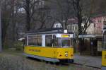 TW 3  der Kirnitzschtalbahn als Solotriebwagen reicht für die wenigen Fahrgäste im November  aus.