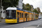 Berliner Verkehrsbetriebe mit der Tram (BVG. Nr. 9008) Typ F8Z 11 von Bombardier (Bj. 02.04.14) Linie M1 am 31.08.18 Berlin Prenzlauer Berg.