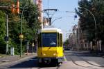 BERLIN, 16.08.2009, Tram60 bei der Einfahrt in die Endhaltestelle S-Bahnhof Adlershof