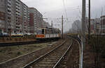 Berlin BVG SL 63 (T6A2 218 185) Neu-Hohenschönhausen, Zingster Straße im April 1993.