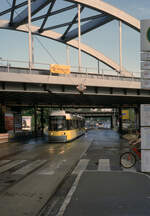 Berlin BVG SL 52 (GT6) Bln-Pankow, Berliner Straße im Juli 2004.