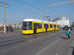 Der Tw4012 überquerte,am 05.Oktober 2014,die Warschauer Brücke in Berlin.