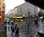 Berliner Impressionen: Strassenbahnwagen 4018, Eberswalder Strasse, 23.Juni 2015.