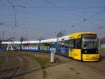 Wagen 3022 vom Typ GT8N als Linie 2 Sebaldsbrück in Gröpelingen am 30.03.14 