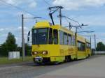 Tatrabahn mit Niederflurteil im Betriebshof Schmellwitz.