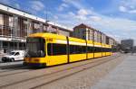 DRESDEN, 08.09.2010, Straßenbahnlinie 2 nach Gorbitz beim Altmarkt