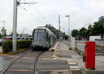 Düsseldorf Rheinbahn Stadtbahnlinie U71 (NF8U 3373) Benrath Betriebshof, Einstieghaltestelle am 28.