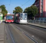 Silberpfeil (NF 10) begegnet an der Haltestelle Wehrhan S einem Citaro der auf der 737 (Erkrath Neuenhausplatz-Dsseldorf HBF)fhrt.