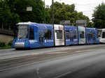 Die U71 nach Düsseldorf Betriebshof Bennrath am S-Bahnhof Düsseldorf Bennrath.(16.7.2016)
