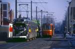 Duisburg Tw 1236 und 1055 in der Kulturstrae, 19.02.1991.