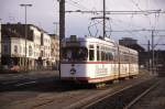 Duisburg Tw 1019 in der Neudorfer Strae stlich des Hauptbahnhofs, 01.04.1986.