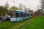 VGF Bombardier Flexity Classic S Wagen 227+2xx als Doppeltraktion am 30.03.24 in Frankfurt am Main