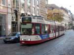 TW 266 unterwegs auf der Linie 5 in der Stadt Freiburg im Breigau am 22.09.2010