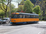 Städtischen Nahverkehrs in  Leipzig, T4D-M1 - 2103 (Baujahr 1984) durchfährt bei einer Sonderfahrt die Gohliser Str.