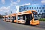 Straßenbahn Mainz: Stadler Rail Variobahn der MVG Mainz - Wagen 229, aufgenommen im April 2017 in der Nähe der Haltestelle  Bismarckplatz  in Mainz.