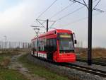 MVG Stadler Variobahn 220 (Möbel Martin Vollwerbung) am 02.12.17 in Mainz auf der Mainzelbahn