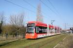 Straßenbahn Mainz / Mainzelbahn: Stadler Rail Variobahn der MVG Mainz - Wagen 222, aufgenommen im Februar 2018 in Mainz-Bretzenheim.