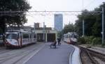 Mannheim OEG am 27. Juni 1993: Zwei Gelenktriebwagen (GT8 83 und GT8 84(?)) halten an der Endstation Mannheim-Kurpfalzbrücke. 