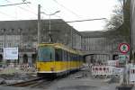 MVG 271 mit der Linie 104 hatte beim Umbau der Mlheimer Innenstadt seine Enthaltestelle am Rathaus Mlheim  2.3.2008