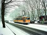 Schneegestöber zum Jahresbeginn 2007? Im Ruhrgebiet?? Natürlich nicht! Es handelt sich um eine Aufnahme vom 10. Februar 1999: Tw 258 auf der Oberen Saarlandstraße.