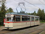 Gelenktriebwagen des Typs G4 aus dem Baujahr 1961 am Vormittag des 03.09.2023 in Rostock-Marienehe