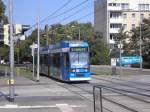 Rostock, 6NGTWDE 652 an einem sehr schnen Herbsttag in der Warnoewallee, 16.09.07