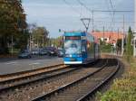 Tw687 unterwegs,am 19.Oktober 2014,in der Hamburger Straße in Rostock.