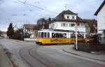 Am 01.03.1987 biegt der GT4 496 mit einem Zug der Linie 6 in Echterdingen von der Hirschstraße in die Martin-Luther-Straße ein