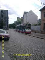 Zwickauer GT6M 910 auf der Fahrt nach Eckersbach. Hier befindet er sich gerade vor der Hst. Hauptmarkt bei der Nadelrdurchfahrt zwischen Rathaus und Theater.  Neul Alexander