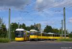 04.09.2017, Berlin Falkenberg, Tatra KT4D #6015 und Flexity #9054.