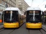 Flexity Nr. 4029 und 4014 der BVG in Berlin am 10.06.2016