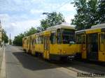 KT4DT 7082 der Berliner Verkehrsbetriebe (BVG) auf der Linie 21 S Bahnhof Schneweide am 29.06.07