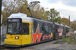 Berliner Straßenbahn vom Typ GT6U 96 (BVG-Nr. 1569) auf Linie M17 nach Falkenberg in Berlin Karlshorst am 07.11.19