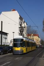 Berlin - BVG/Linie 12 - 2007 am 26.02.2011 vor Erreichen der Hst.