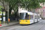 Tram der Linie M1 nach der Schillerstrasse an der Endhaltestelle in der Dorotheenstrasse.Links hinter der Tram befand sich einmal die viergleisige Rampe zum  Lindentunnel (1916-1926/51)wo die