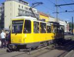 Berlin BVG SL 21 (T6A2) Michael-Brckner-Strasse / S-Bf Schneweide im Juli 2004.