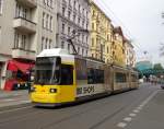 Ein GT6 der BVG als 12 Am Kupfergraben am U-Bhf. Eberswalder Str. (5.4.14)