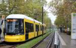 Berlin BVG SL 50 (Bombardier-GT6-12ZRK 4012) Wedding, Bornholmer Strasse (Hst. S-Bahnhof Bornholmer Strasse) am 16. Oktober 2014.