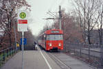 Bremen BSAG SL 1: Der Wegmann GT4 3538 erreicht am 29. Dezember 2006 die Hst. Graubündener Straße - der Zug fährt in Richtung Huchting, Roland-Center. - Scan eines Farbnegativs. Film: Kodak GC 400-8. Kamera: Leica C2. 