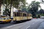 1986 setzte die Rheinbahn anläßlich des 90.  Geburtstages  des Düsseldorfer Hafens mehrere historische Fahrzeuge zwischen dem Hauptbahnhof und Düsseldorf-Hamm ein, hier ist der 1921 gebaute Fünffensterwagen 583 mit dem Bw 797 am Fürstenplatz in Richtung Hauptbahnhof unterwegs