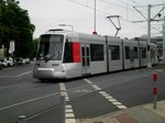 Die U71 nach Düsseldorf-Mörsenbroich Heinrichstraße an der Haltestelle Düsseldorf Betriebshof Bennrath.(16.7.2016)
