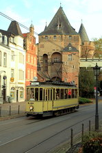 Am 12.11.2016 führte die ZIN (Zukunftsinitiative Innenstadt Neuss) wieder einmal kostenlose Pendelfahrten zwischen Stadthalle und Theodor-Heuss-Platz mit einem historischen Rheinbahn-Triebwagen