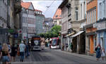 Durch die enge Altstadt von Erfurt -     Blick durch die Schlösserstraße in Richtung Fischmarkt.