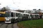 EVAG 1159 nach Borbeck Germaniaplatz mit der Linie 101 in Essen Bredeney.
Der Wagen wirbt frs Weltkulturerbe Zeche Zollverein.
2.11.2009